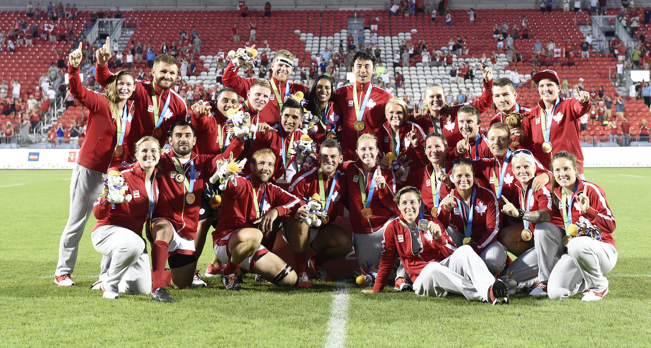 Canadian men's & women’s rugby sevens gold medalists at TO2015 Pan Am Games.