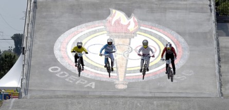 Daina Tuchscherer Daina Tuchscherer during Women's BMX.