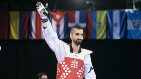 Maxime Potvin Maxime Potvin waves to the crowd