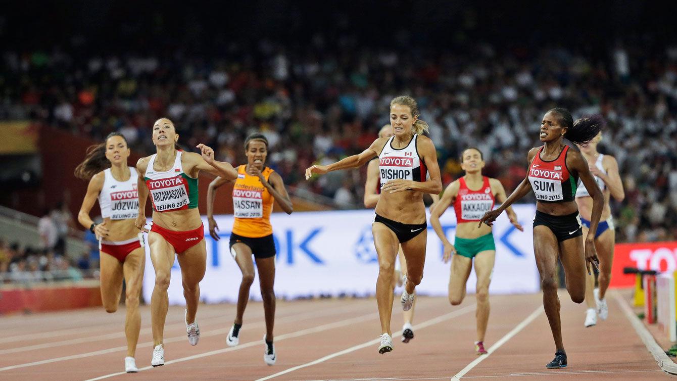 Melissa Bishop edges ahead of her competitors at the IAAF World Championships in Athletics 800m semifinals on August 27, 2015 in Beijing, China.