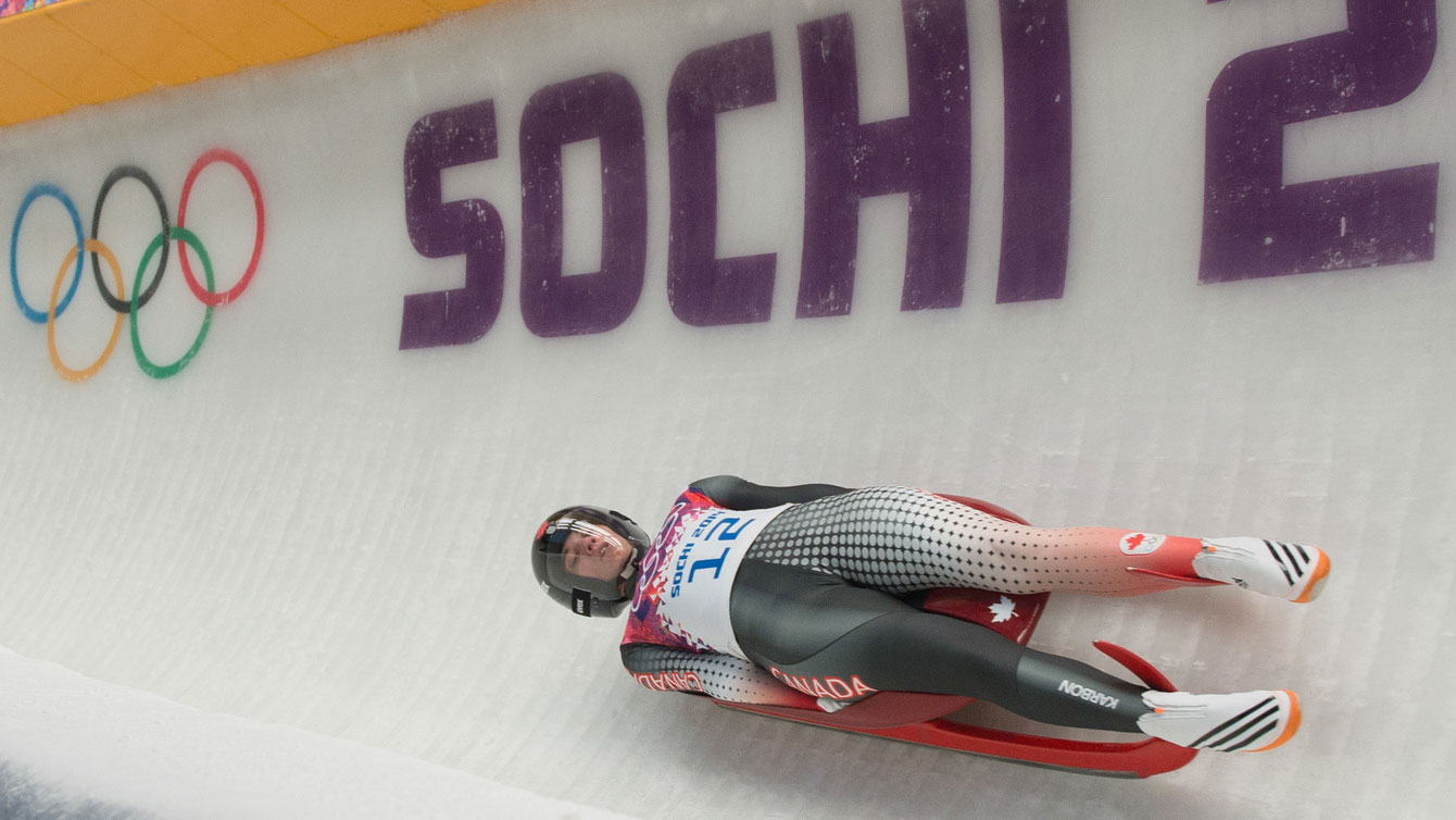 Luger sliding on track 