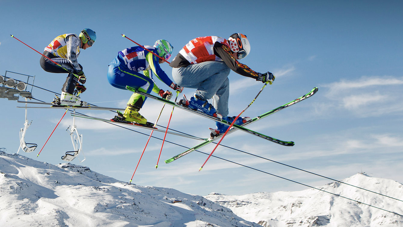 Chris Del Bosco (right) flies through the air in Val Thorens France, on December 11, 2015 (Photo: GEPA Pictures for FIS). 