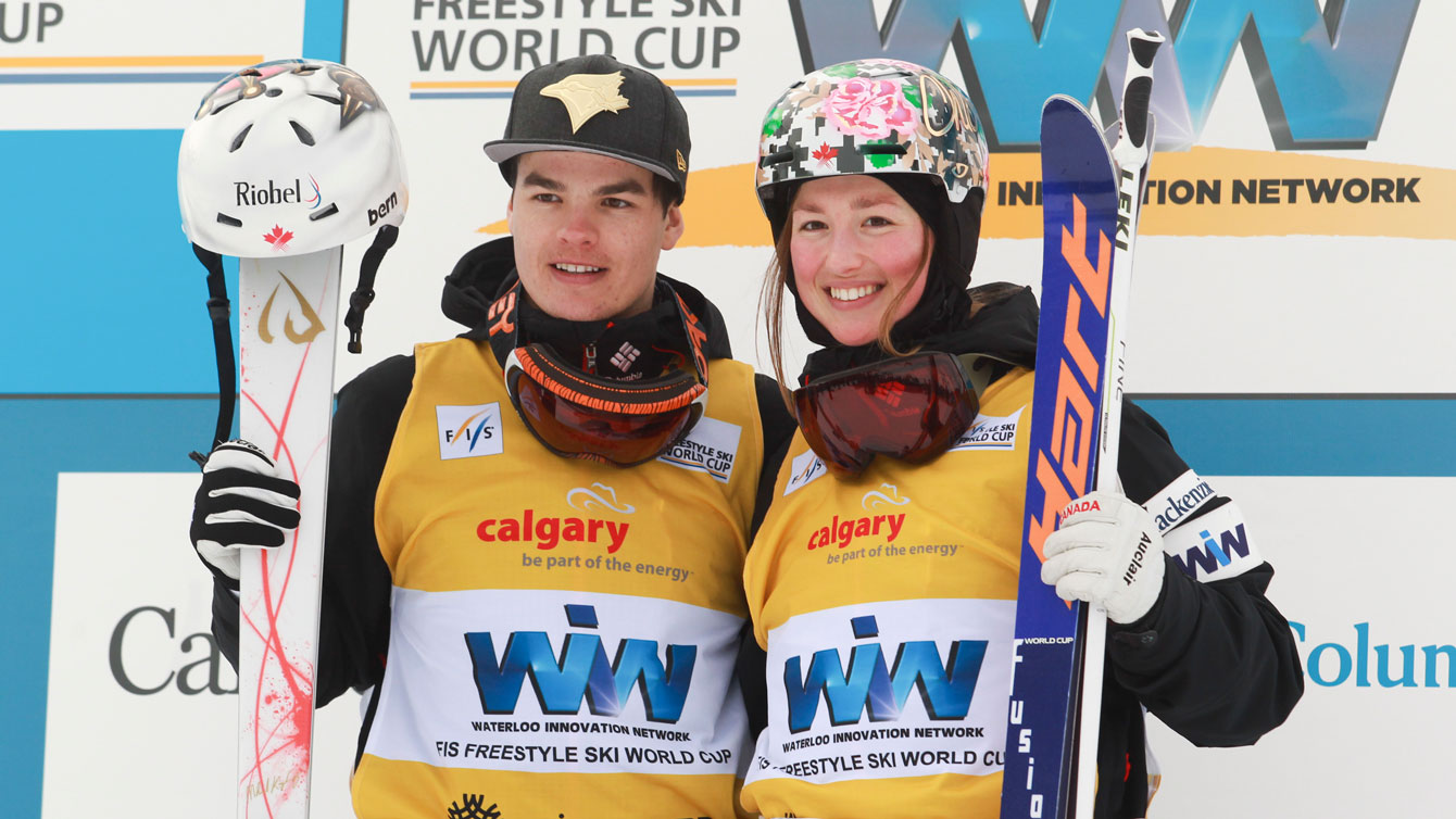 Mikael Kingsbury (left) and Chloe Dufour-Lapointe were the winners of FIS World Cup moguls event in Calgary on January 30, 2016 (Mike Ridewood/CFSA).