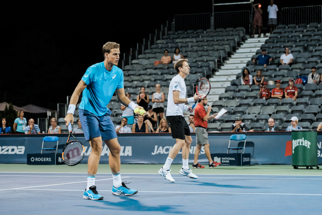 Canada’s Vasek Pospisil and Daniel Nestor play doubles at the Rogers Cup in Toronto on July 28, 2016. (Thomas Skrlj/COC)