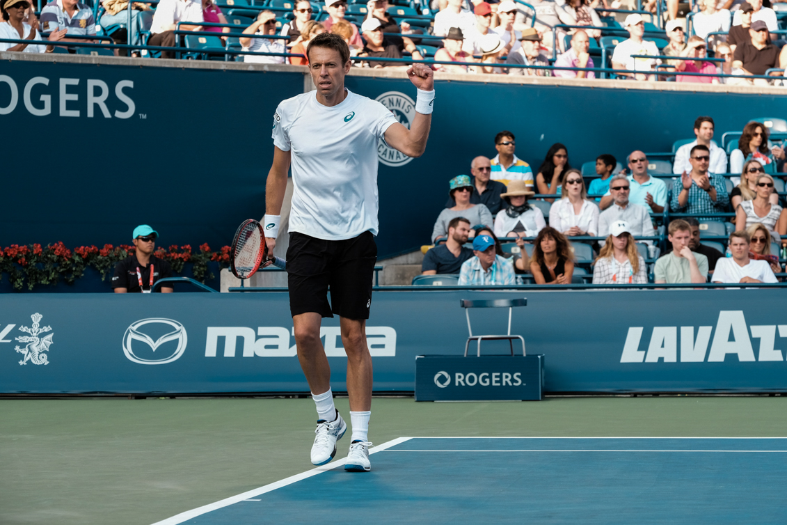 Canada’s Daniel Nestor in semifinals doubles action at the Rogers Cup in Toronto on July 30, 2016. (Thomas Skrlj/COC)