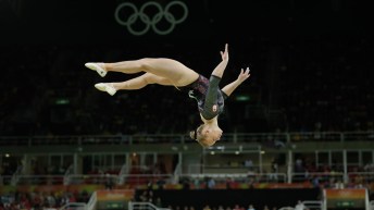 Rio 2016: Ellie Black performs a back flip on beam