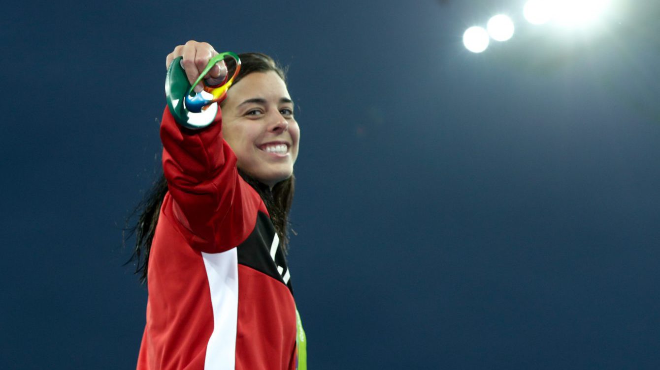 Meaghan Benfeito with her bronze medal from the womens 10m platform final at the Rio 2016 Olympic Games on August 18, 2016. (COC photo/ Jason Ransom)