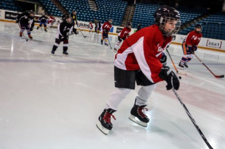 Teck Coaching Series Kids participate in the Teck Coaching Series in Kamloops, BC on December 3, 2016 (photo: Allen Douglas)