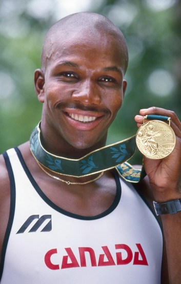 DonovanBaileyMedal-001-1996 Donovan Bailey with his 100m gold medal from Atlanta 1996 Photo: Claus Andersen