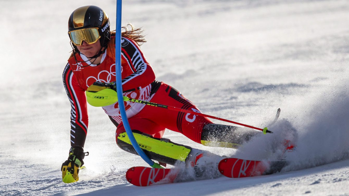 Laurence St-Germain du Canada, skie lors de l'épreuve du slalom féminin aux Jeux de PyeongChang 2018 le vendredi 16 février 2018 à Pyeong Chang, en Corée du Sud. 