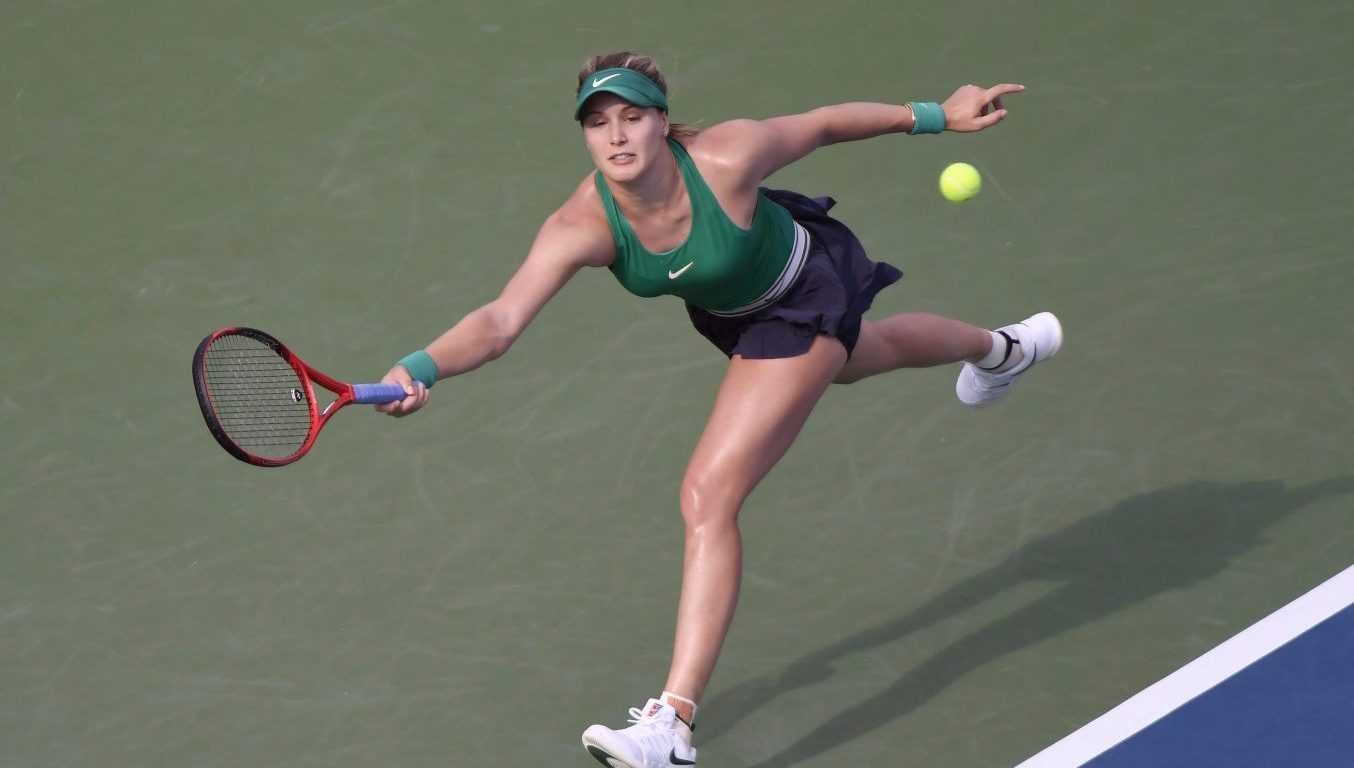 Bouchard reaching for ball