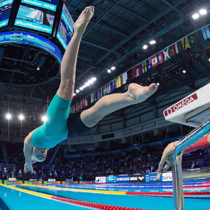 Penny Oleksiak diving