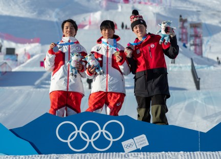 NT Aoto Kawakami JPN (left, Silver medal), Ryoma Kimata JPN (centre, Gold medal) and Liam Brearley CAN (right, Bronze medal) at the Medal Ceremony for the Snowboarding Men’s Big Air at Leysin Park. The Winter Youth Olympic Games, Lausanne, Switzerland, Wednesday 22 January 2020. Photo: OIS/Ben Queenborough. Handout image supplied by OIS/IOC.
