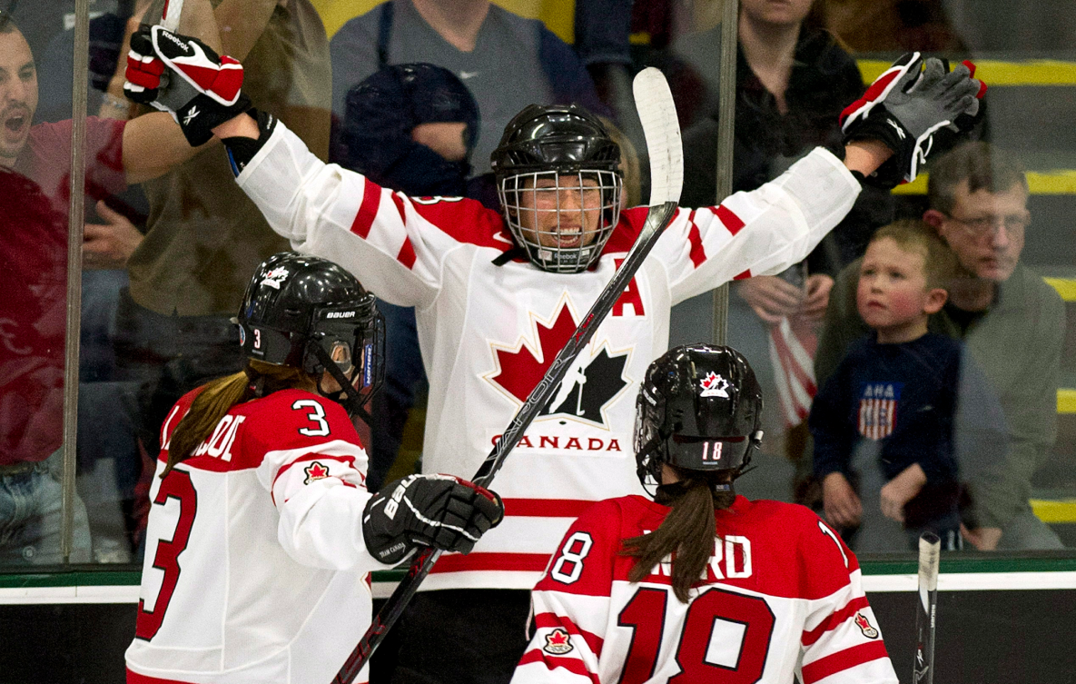 Caroline Ouellette celebrates a goal