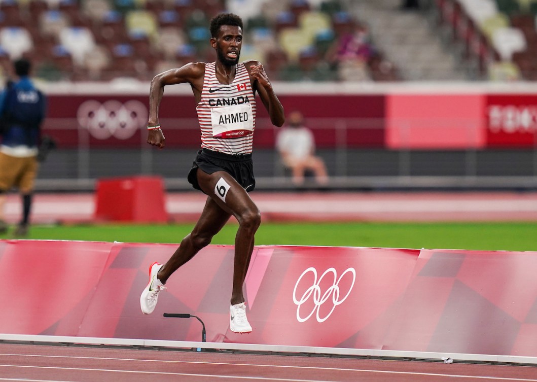 Mohammed Ahmed runs in the 5000m final at Tokyo 2020