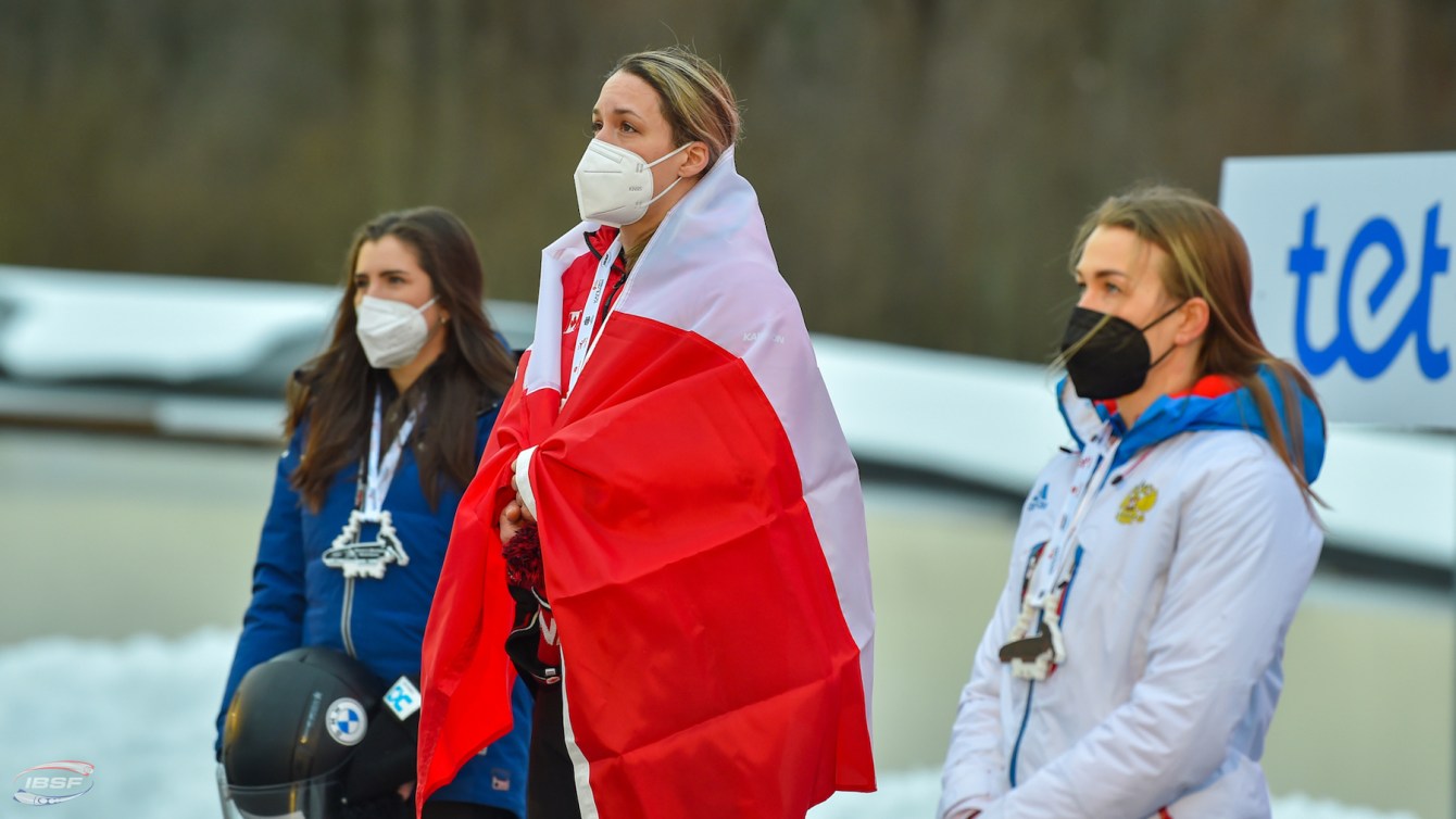 Christine de Bruin wins the Women's Monobob World Series race at the BMW IBSF World Cup in Sigulda (LAT) on January 1, 2022. Photo by: IBSF / Viesturs Lacis