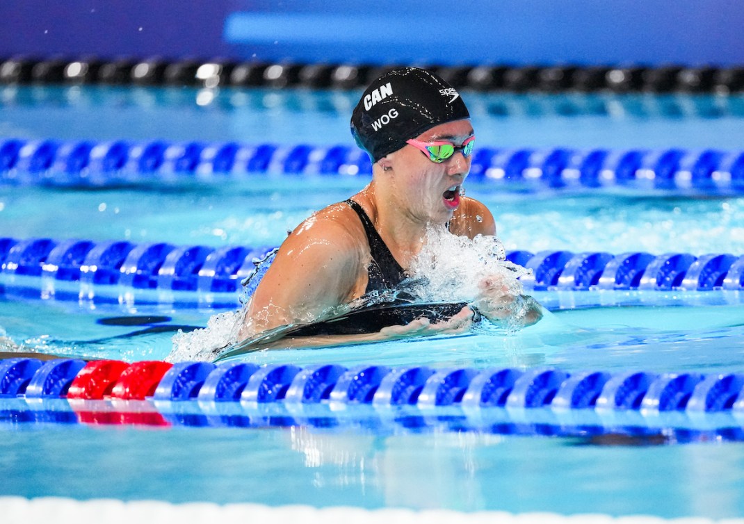 Kelsey Wog swims the 200m breaststroke