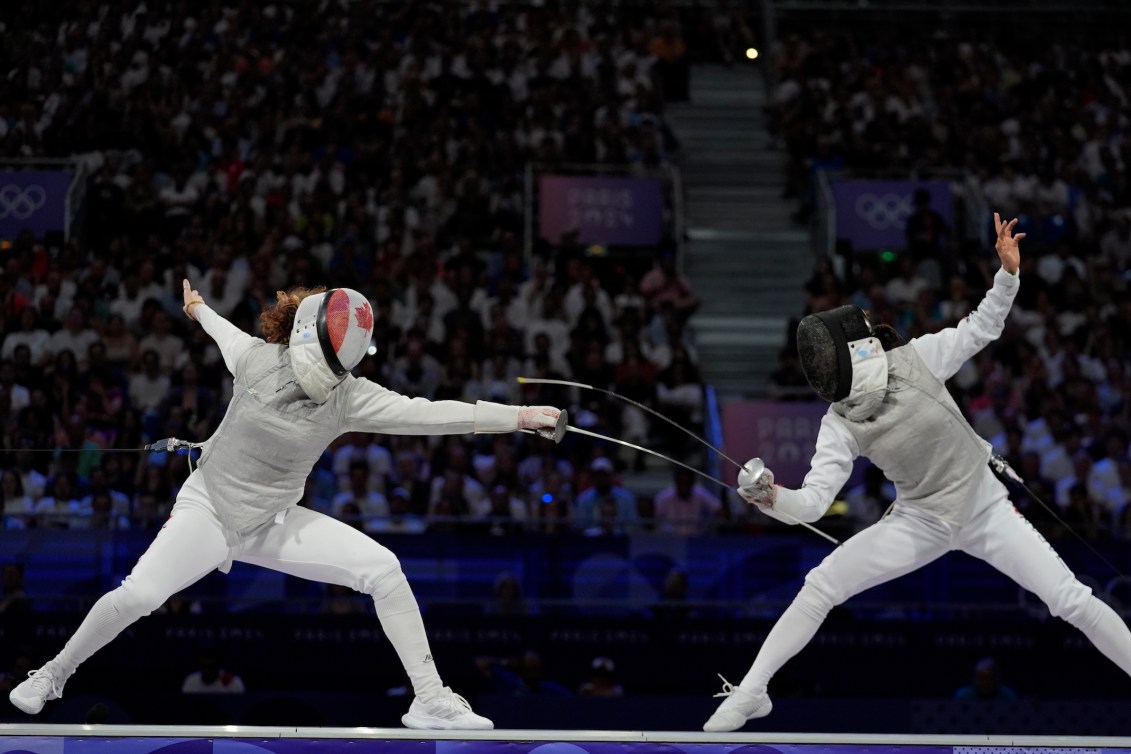 Eleanor Harvey competes in the bronze-medal match.