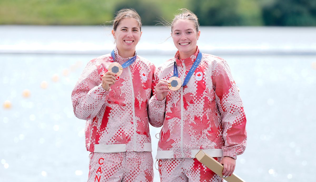 Katie Vincent and Sloan Mackenzie pose with their bronze medals