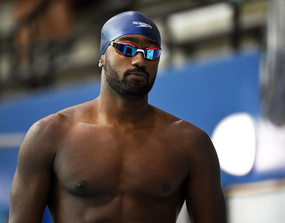 Josh Liendo stands with goggles on ready to race 