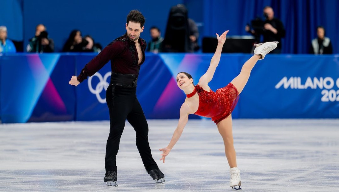 Deanna Stellato-Dudek competes in figure skating.