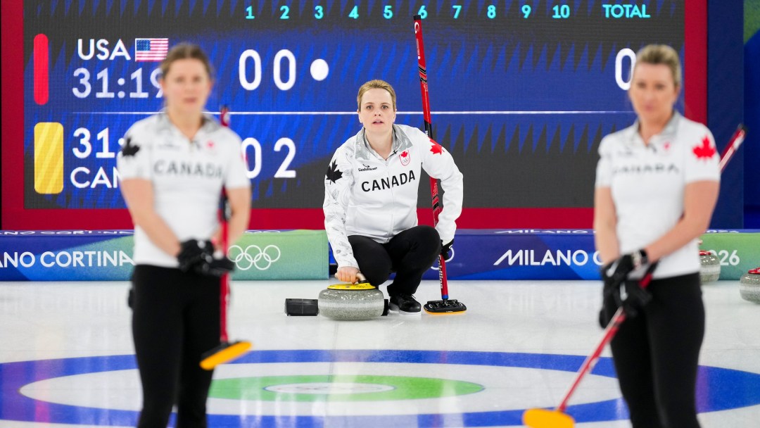Tracy Fleury competes against the United States in round robin curling