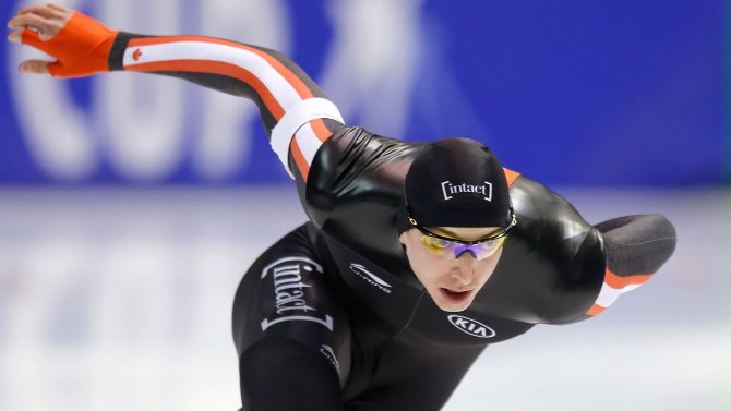 Alex Boisvert-Lacroix lors du premier 500 m disputé à Heerenveen, aux Pays-Bas.