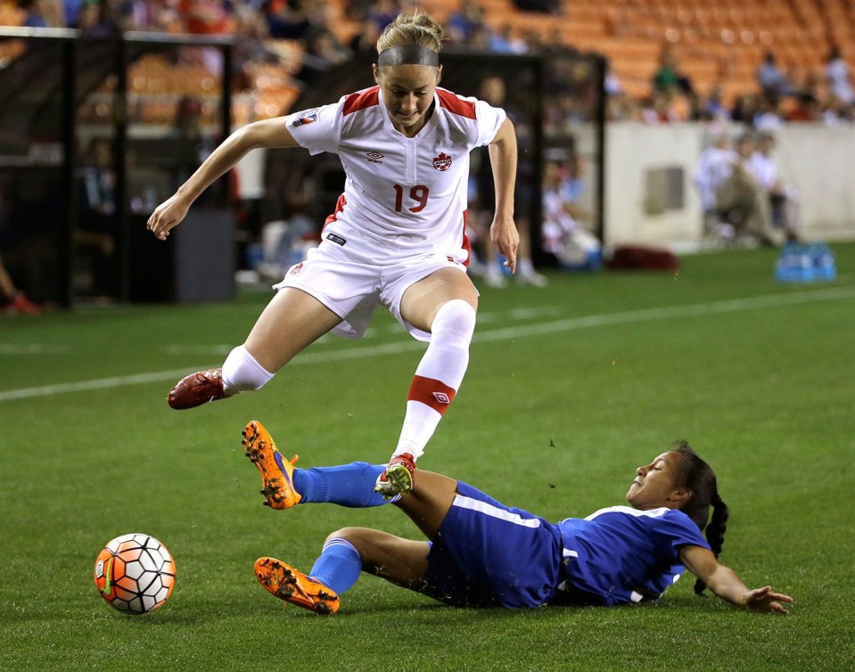 Janine Beckie contre le Guatemala le 16 février 2016.