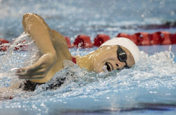 Penny Oleksiak aux essais olympiques de Natation Canada le 8 avril 2016. (Photo : Natation Canada)