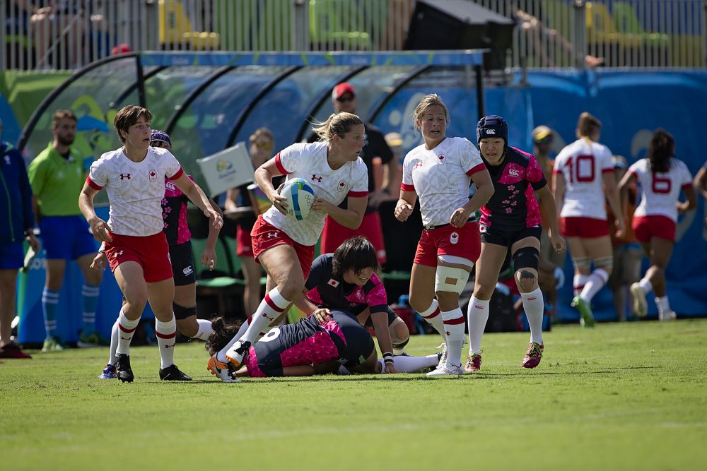 L'équipe féminine de Rugby gagne contre le Japon lors de son premier match olympique le 6 août 2016 à Rio de Janeiro. (Photo: Paige Stewart pour Rugby Canada)