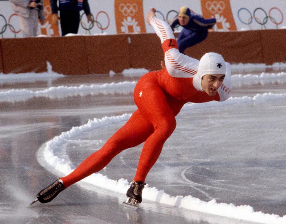 Gaétan Boucher s'inscrit parmi les grands du patinage de vitesse aux Jeux de Sarajevo en 1984. (Photo PC/AOC)