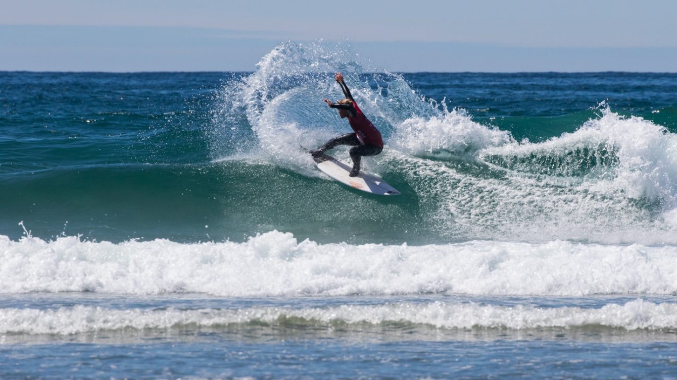 Cody Young en action à la compétition nationale de Surf Canada, en mai 2018 (Photo: Marcus Paladino)